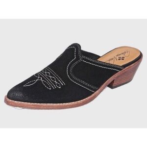 NWOB Patricia Nash Battista Black Suede Pointed Toe Mules